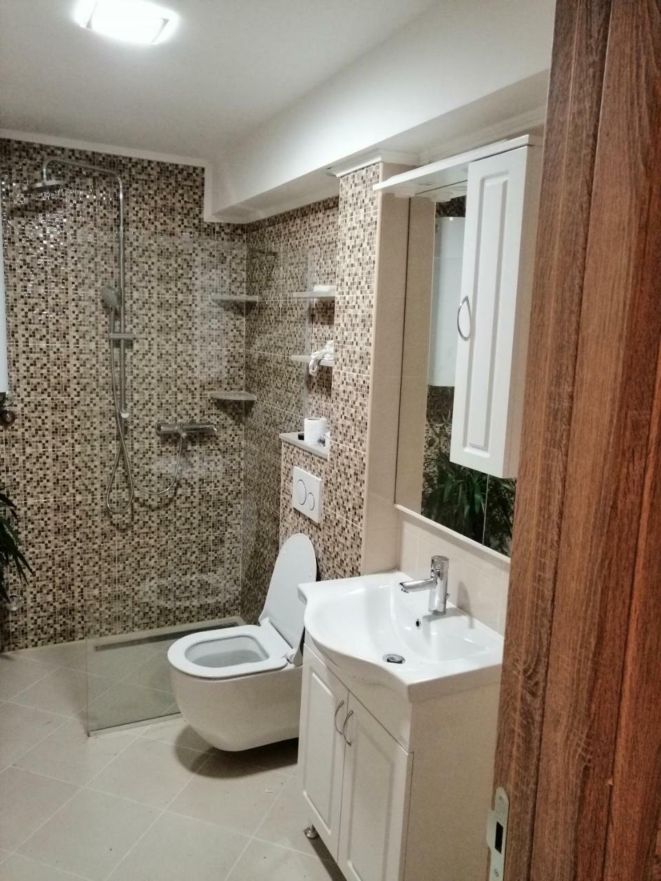 Olive Tree Apartments Tivat Exterior foto